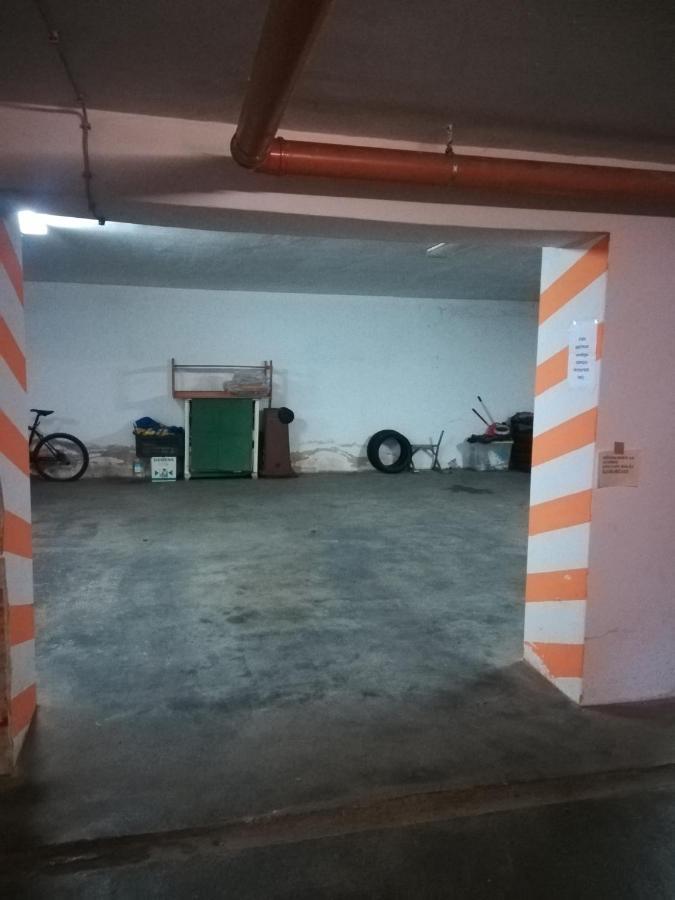 Viola Family Apartman Free Parking Pécs Eksteriør bilde